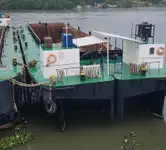 Баржа на продажу