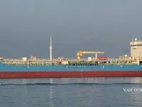 Нефтеналивной/химический танкер на продажу