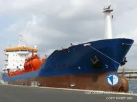 Нефтеналивной/химический танкер на продажу