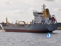 Нефтеналивной/химический танкер на продажу