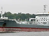 Нефтеналивной/химический танкер на продажу