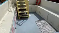 Круизное судно на продажу