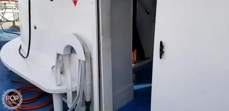Катамаран на продажу