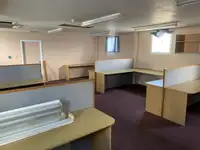 Баржа на продажу