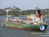 Нефтеналивной/химический танкер на продажу