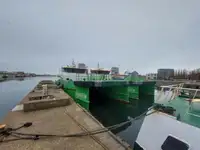 Судно для обслуживания ветряных электростанций на продажу