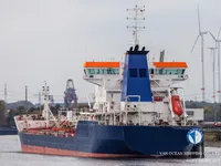 Нефтеналивной/химический танкер на продажу