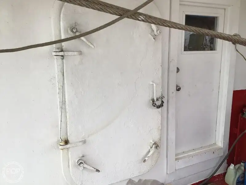 Траулер на продажу