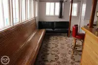 Паром на продажу