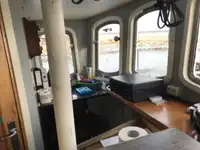 Траулер на продажу
