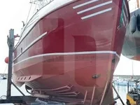 Судно для перевозки живой рыбы на продажу