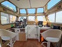 Патрульный катер на продажу