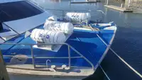 Катамаран на продажу