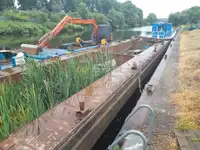 Баржа на продажу