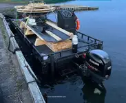 Баржа на продажу