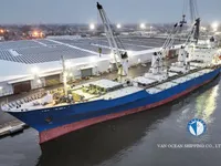Рефрижераторное судно на продажу