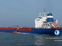 Нефтеналивной/химический танкер на продажу