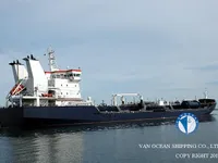 Нефтеналивной/химический танкер на продажу