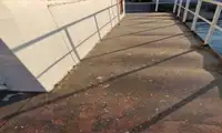 Баржа на продажу