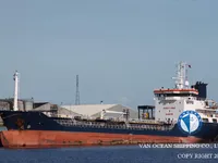 Нефтеналивной/химический танкер на продажу