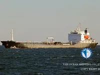 Нефтеналивной/химический танкер на продажу