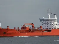 Нефтеналивной/химический танкер на продажу