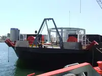 Баржа на продажу