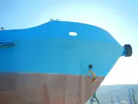 Баржа на продажу