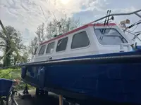 Патрульный катер на продажу