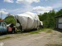 Баржа на продажу