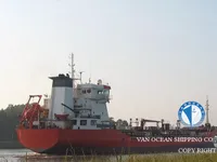 Нефтеналивной/химический танкер на продажу