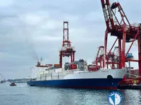 Рефрижераторное судно на продажу