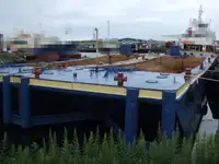Баржа на продажу
