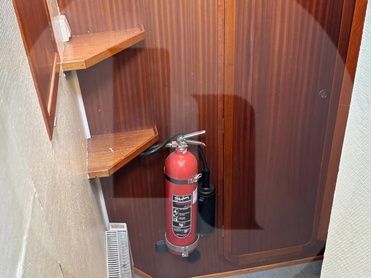 Рабочие суда на продажу
