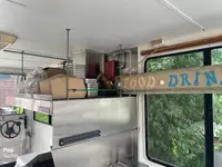 Катамаран на продажу
