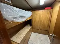 Буксир для перевозки экипажа на продажу