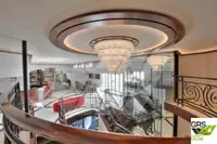 Круизное судно на продажу