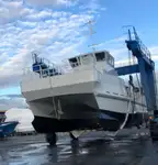 Катамаран на продажу
