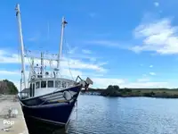 Траулер на продажу
