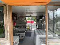 Катамаран на продажу