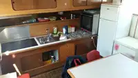 Буксир для перевозки экипажа на продажу