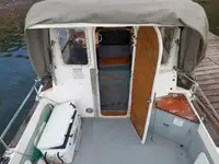 Катамаран на продажу