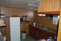 Баржа на продажу