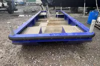 Паром на продажу
