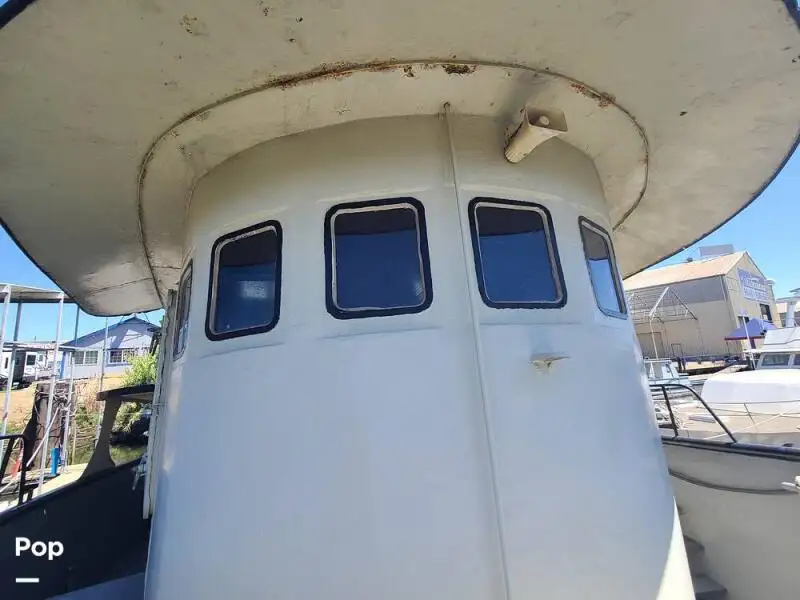 Траулер на продажу