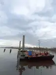 Баржа на продажу