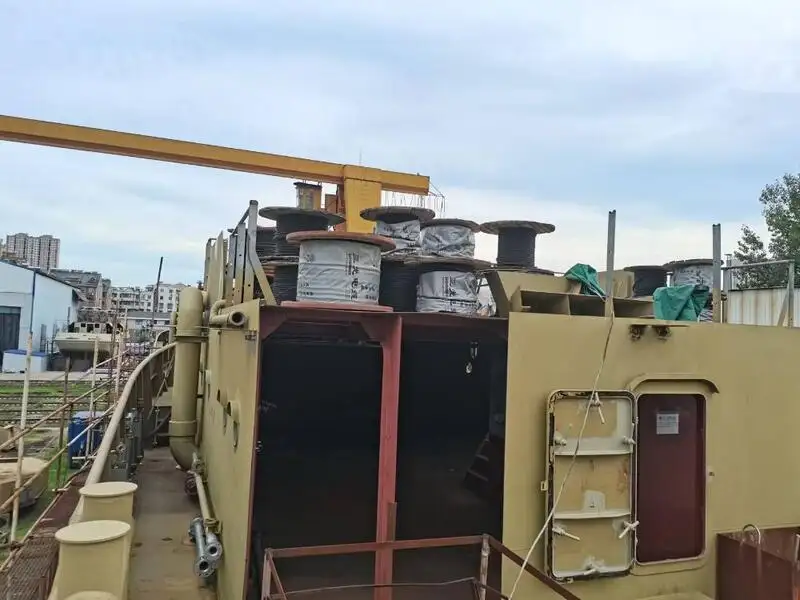 Буксир на продажу