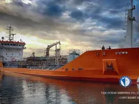 Нефтеналивной/химический танкер на продажу