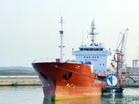 Нефтеналивной/химический танкер на продажу