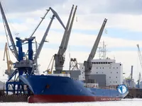 Рефрижераторное судно на продажу